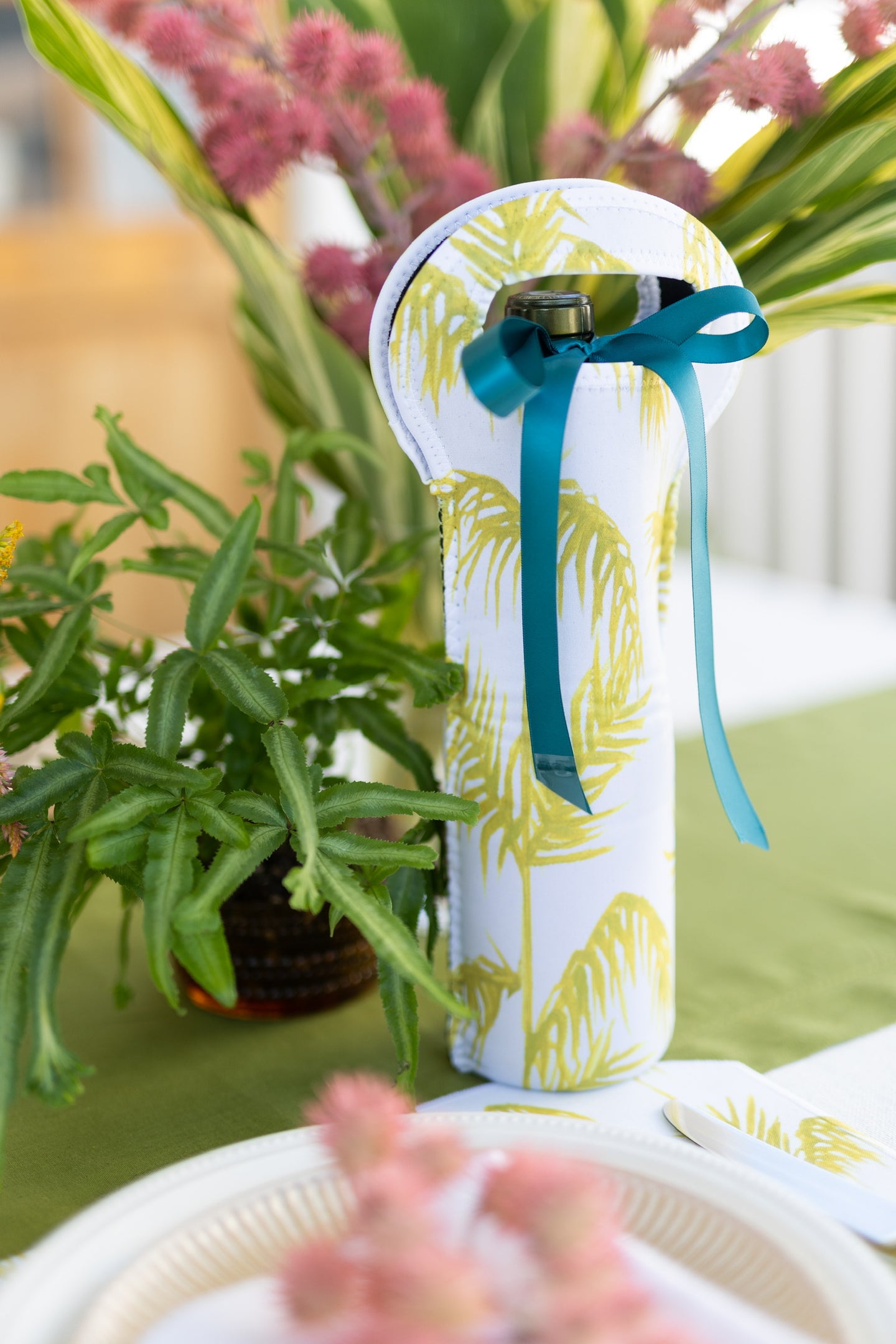 Palm Wine Tote
